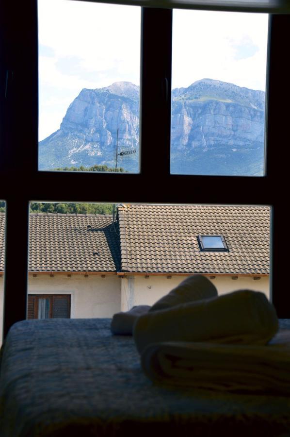 Guest House Ainsa Pirineos Zewnętrze zdjęcie